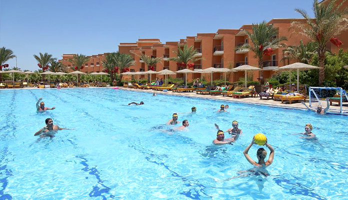 Poolområde på The Three Corners Sunny Beach Resort i Hurghada.
