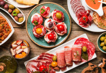 Van paella tot patatas bravas: Alles over eten in Spanje.